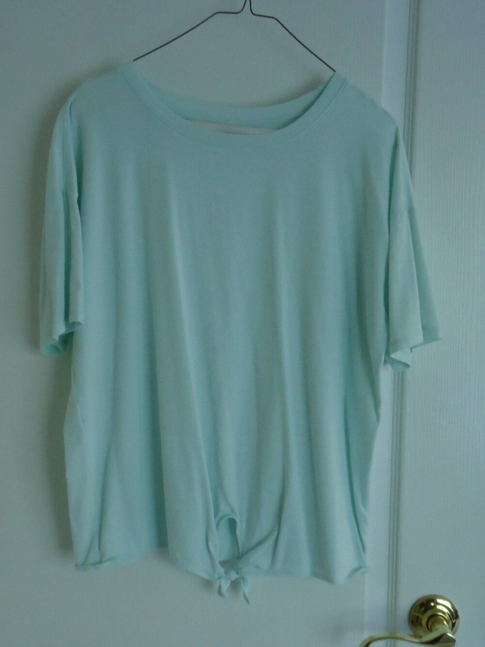 Calia by Carrie Underwood T Shirt L Front Knot